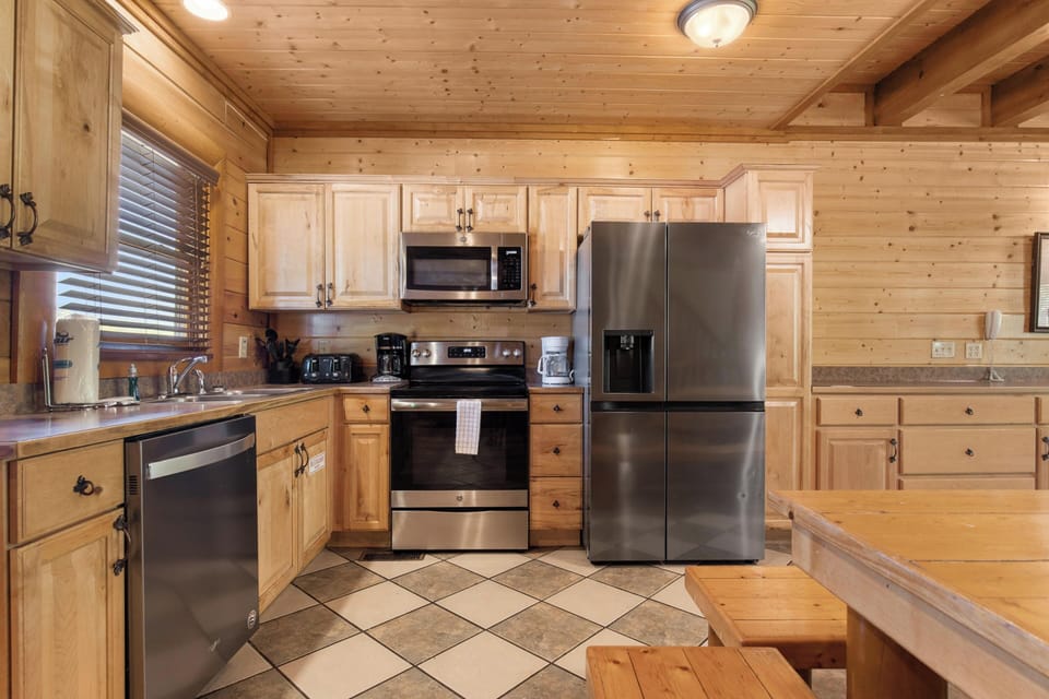 Studio (6 Bedrooms) | Property amenity
