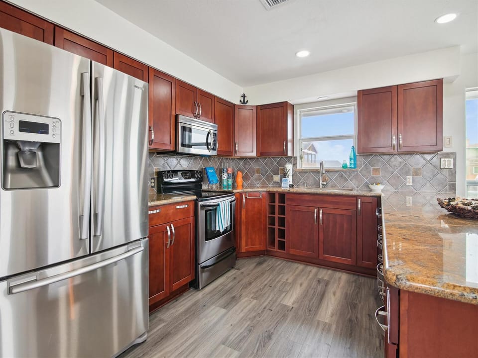 House (3 Bedrooms) | Property amenity