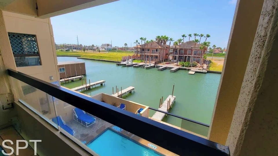 Condo, 1 King Bed with Sofa bed, Balcony | Pool