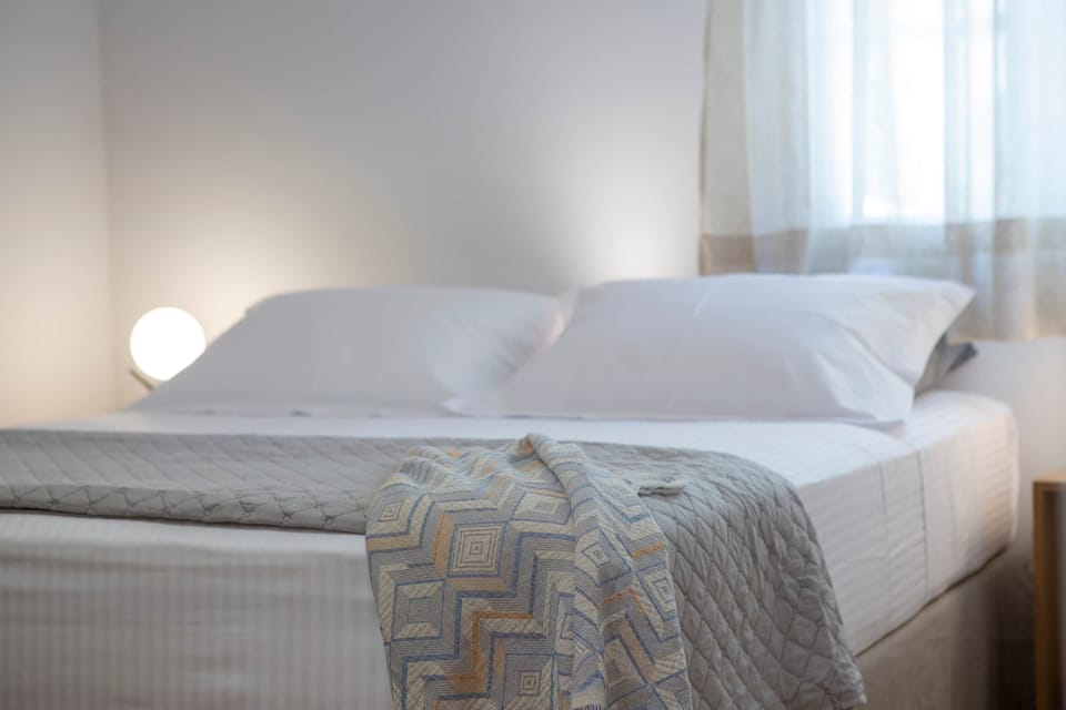 Firstfloor bedroom 1 (3)