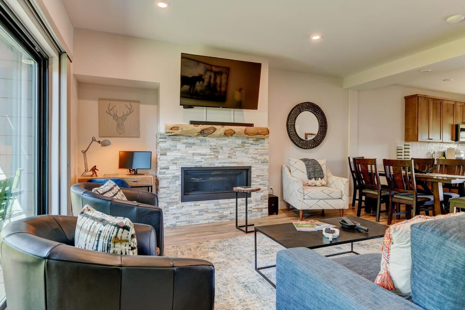 Doublewide Gas Fireplace