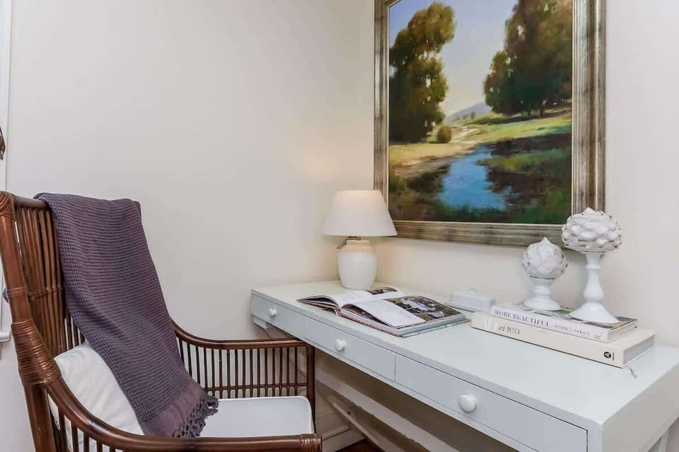 A convenient space for work in the secondary bedroom.