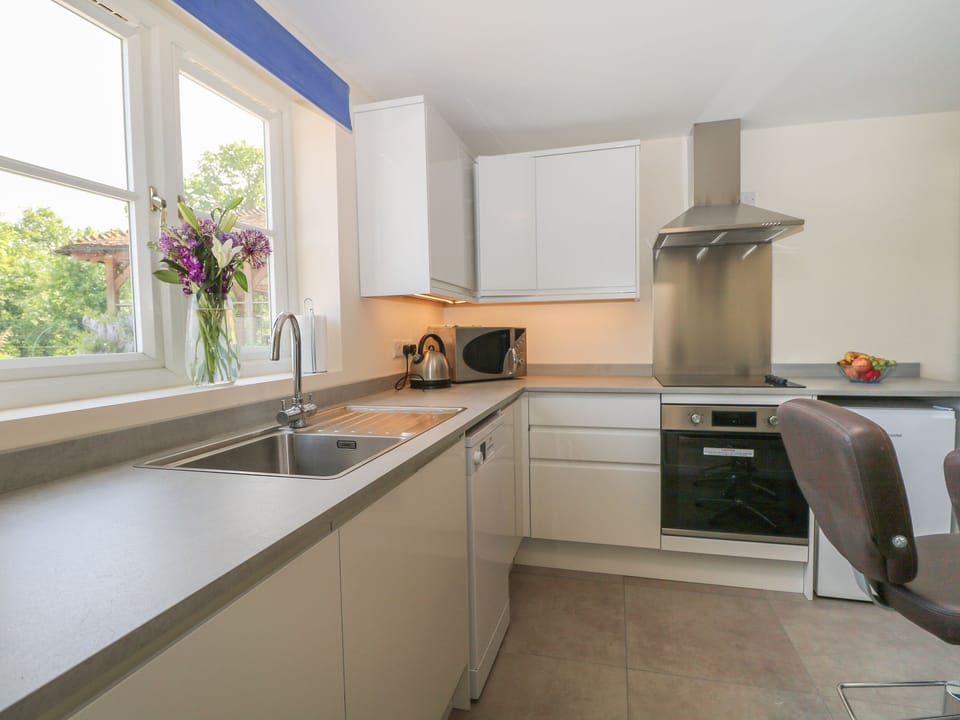 Fridge, dishwasher, electric kettle, toaster