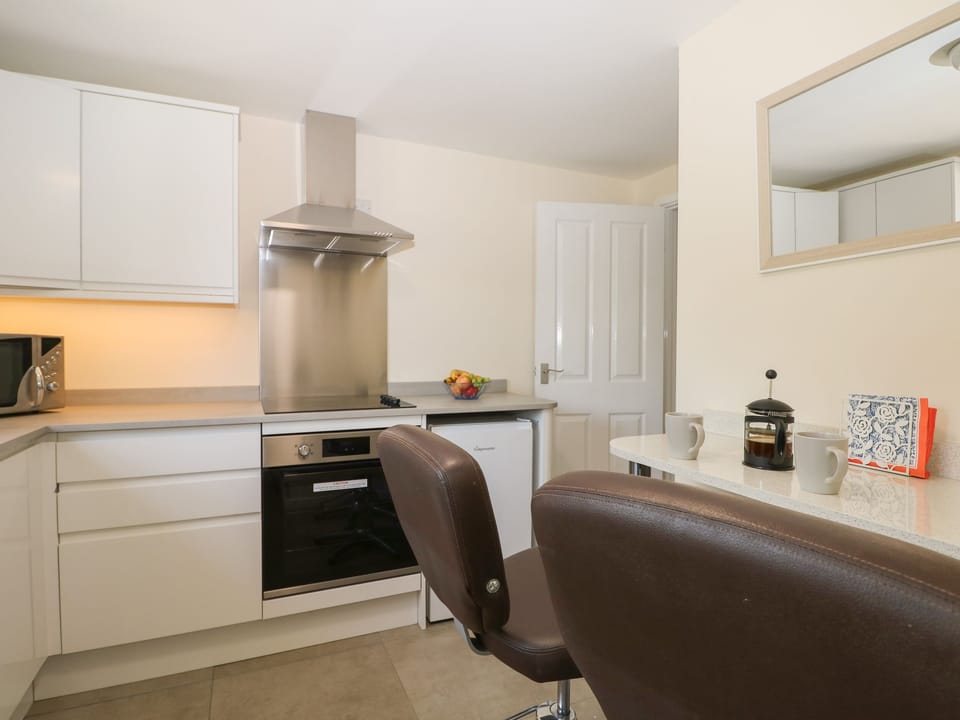 Fridge, dishwasher, electric kettle, toaster