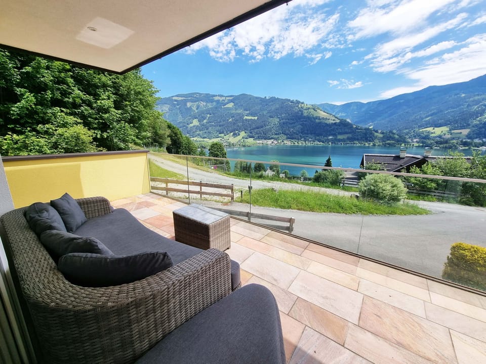 House, Smoking | 4 bedrooms