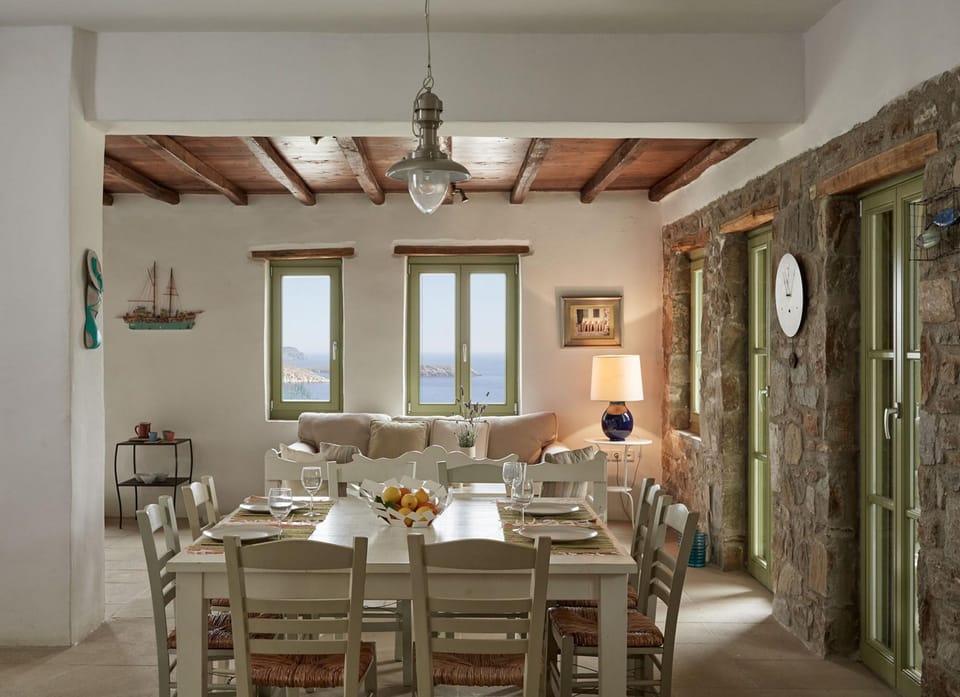 House | 6 bedrooms