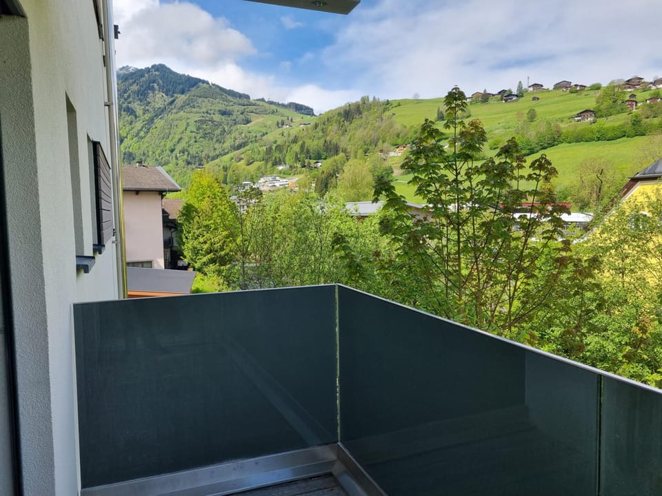 House, Smoking | 2 bedrooms