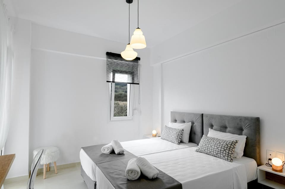 House | 11 bedrooms