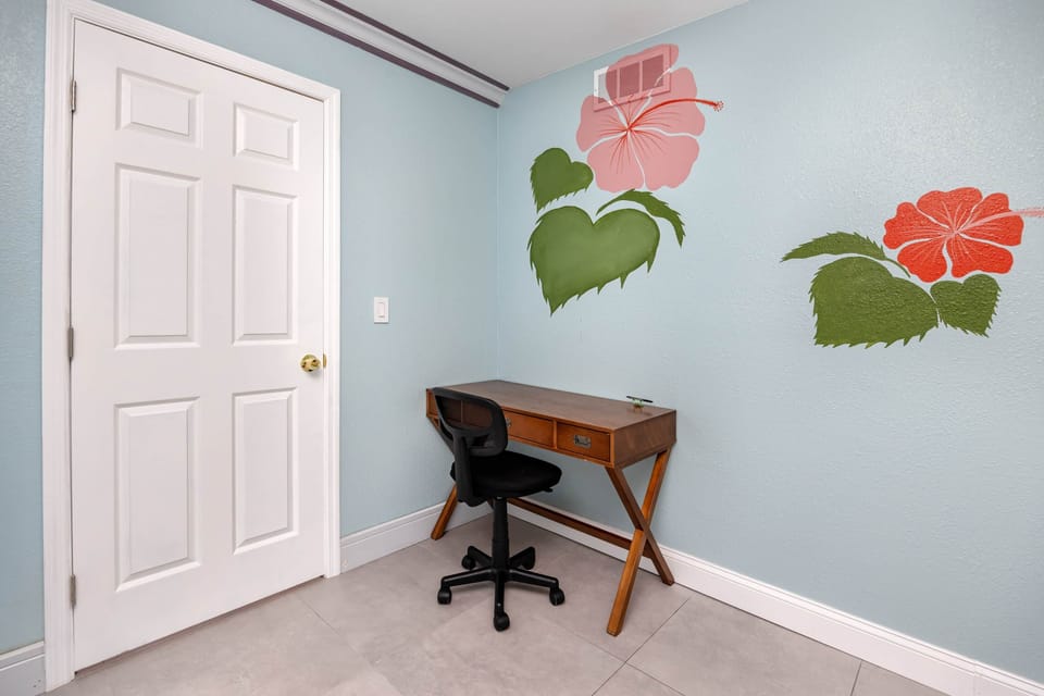 working corner