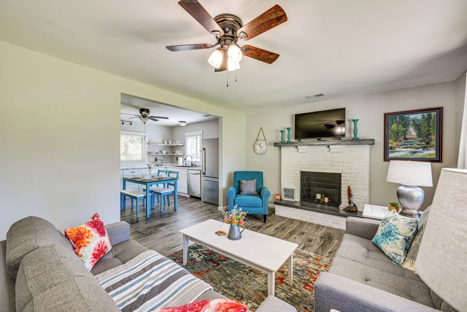House (2 Bedrooms) | Front of property