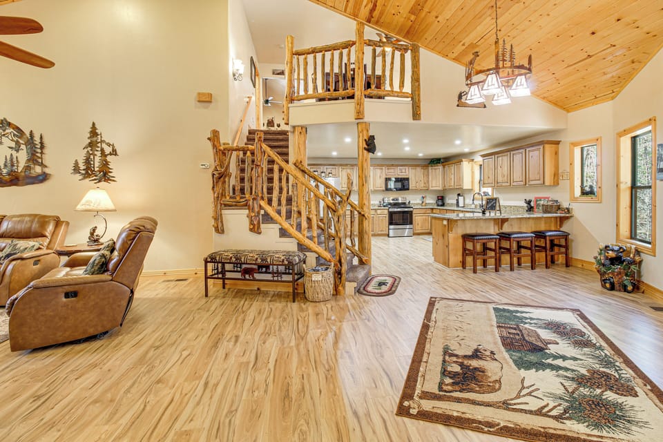 House (4 Bedrooms) | Interior