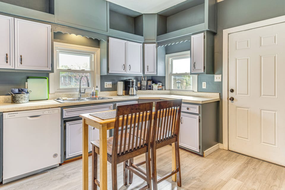 House (4 Bedrooms) | Interior