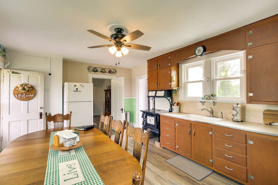 House (3 Bedrooms) | Interior