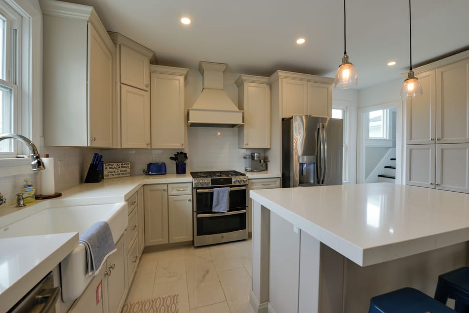 House (5 Bedrooms) | Interior