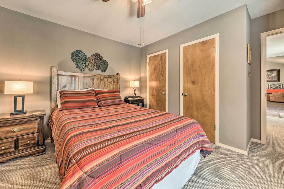 House (2 Bedrooms) | Interior