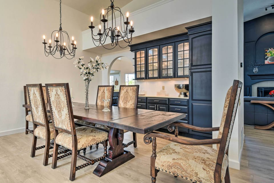 House (4 Bedrooms) | Interior