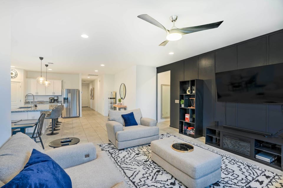 House (3 Bedrooms) | Interior