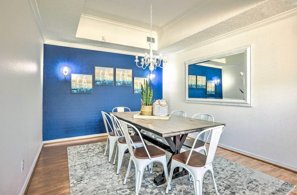 House (4 Bedrooms) | Interior