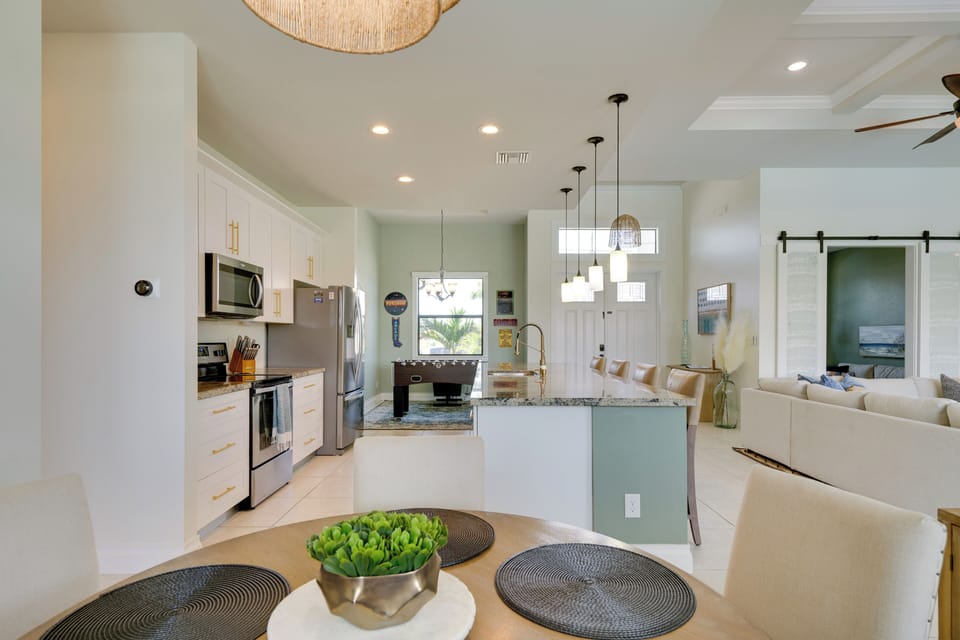 House (3 Bedrooms) | Interior