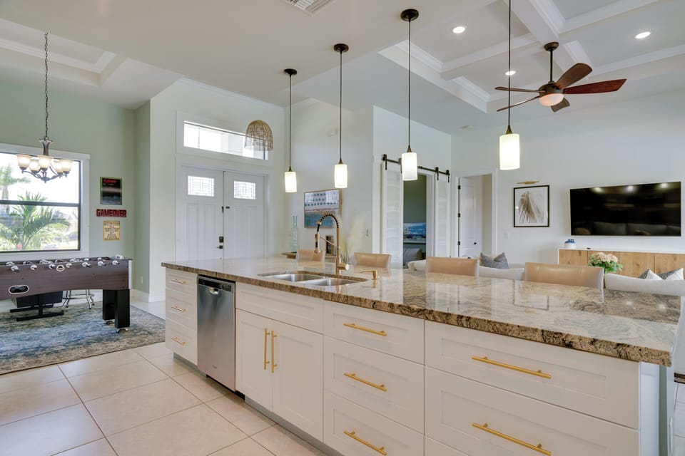 House (3 Bedrooms) | Interior