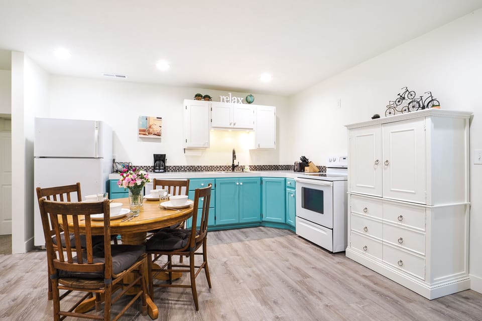 Apartment (2 Bedrooms) | Front of property