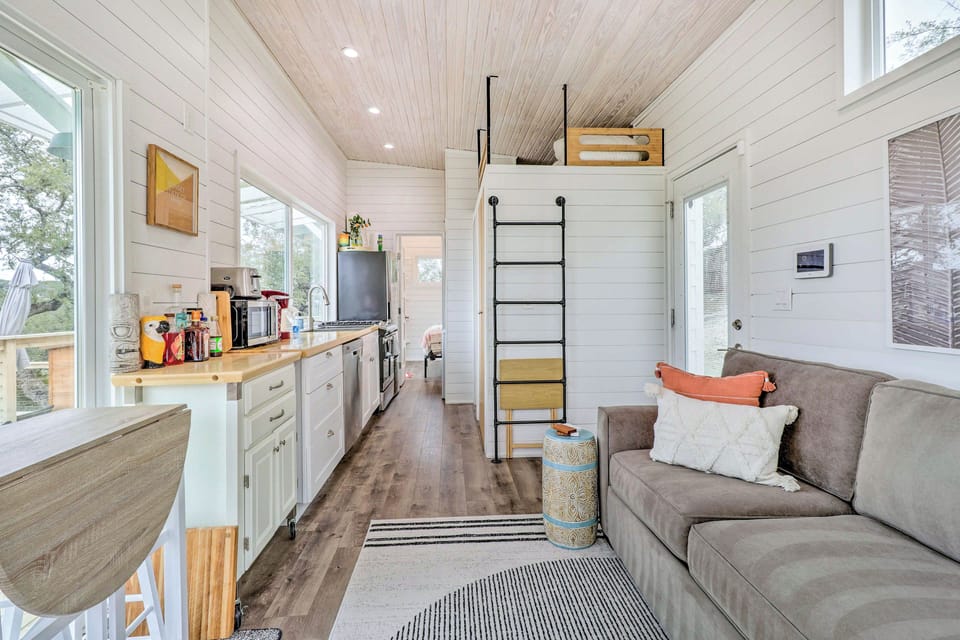 House (2 Bedrooms) | Front of property
