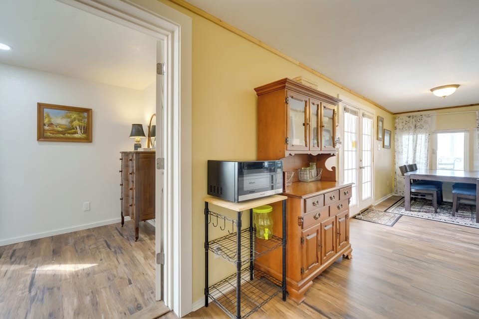 House (2 Bedrooms) | Interior