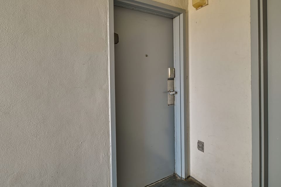 Apartment (1 Bedroom) | Interior
