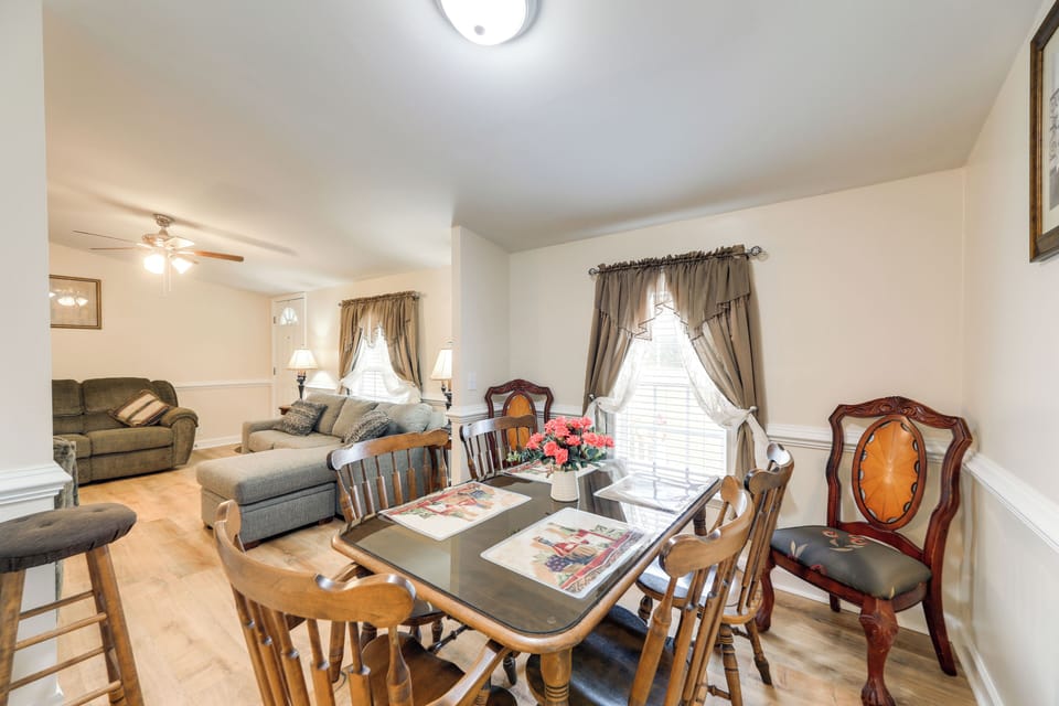 House (3 Bedrooms) | Interior
