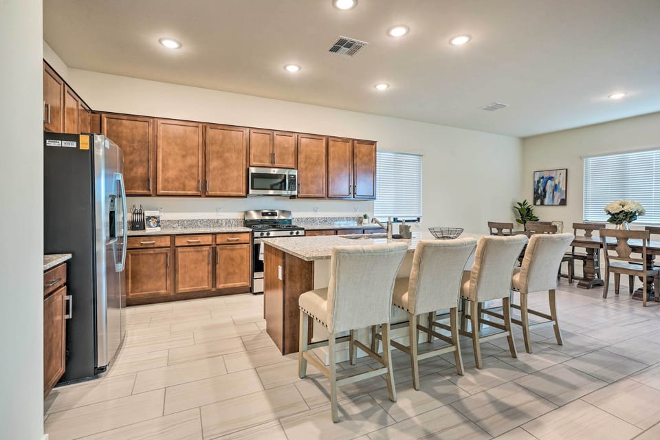 House (4 Bedrooms) | Interior