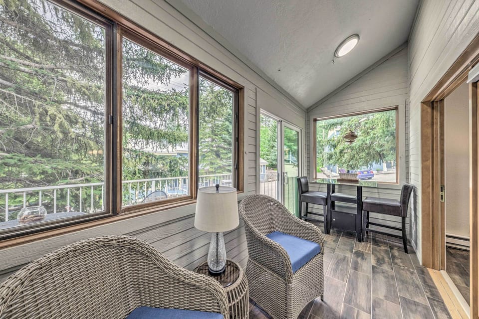 Apartment (2 Bedrooms) | Front of property