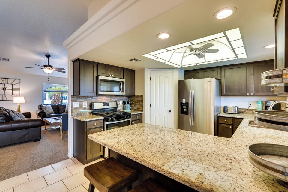 House (3 Bedrooms) | Interior