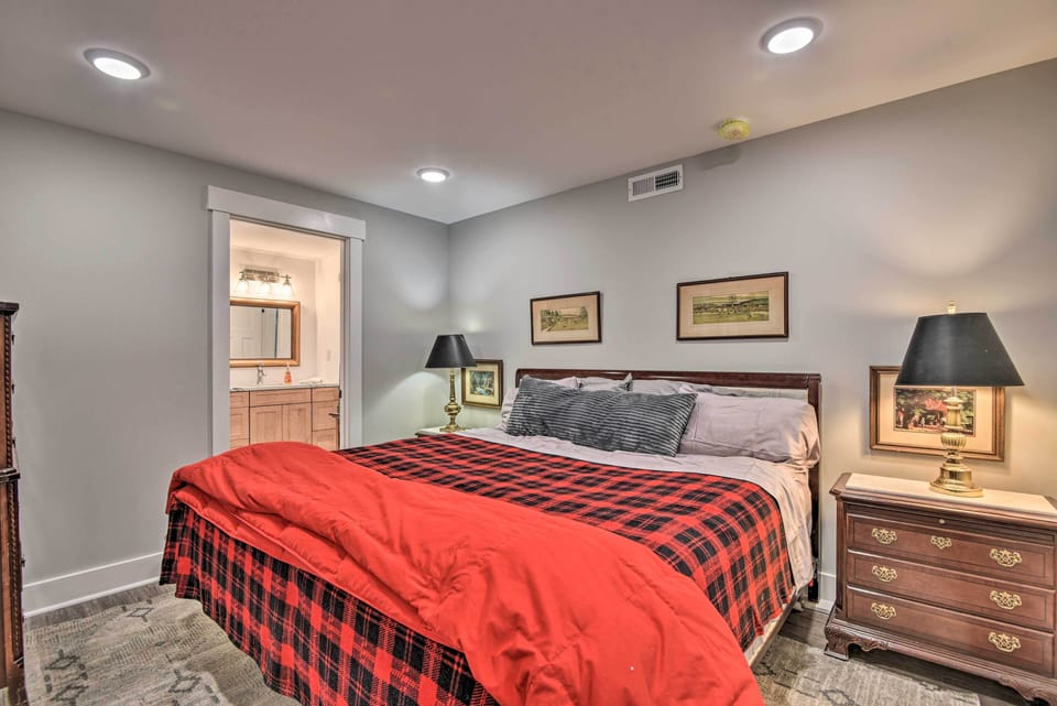 House (4 Bedrooms) | Interior