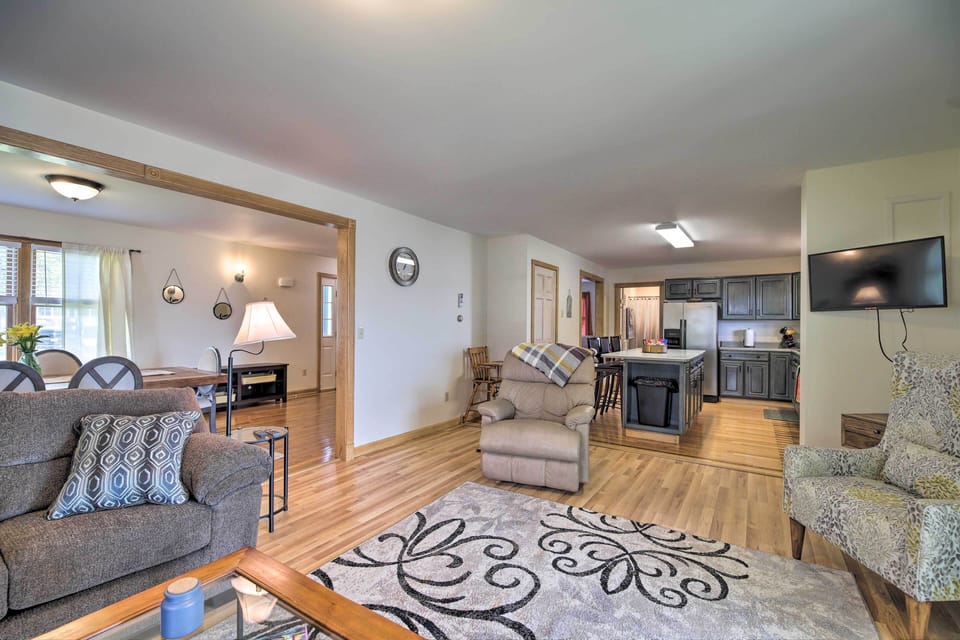 House (4 Bedrooms) | Interior