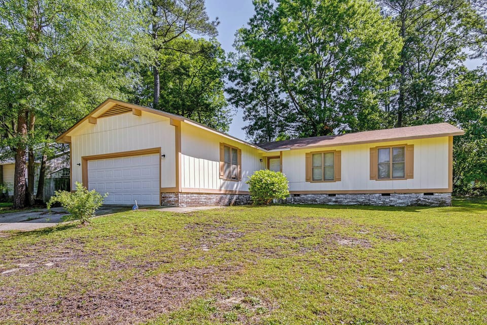 House (3 Bedrooms) | Front of property