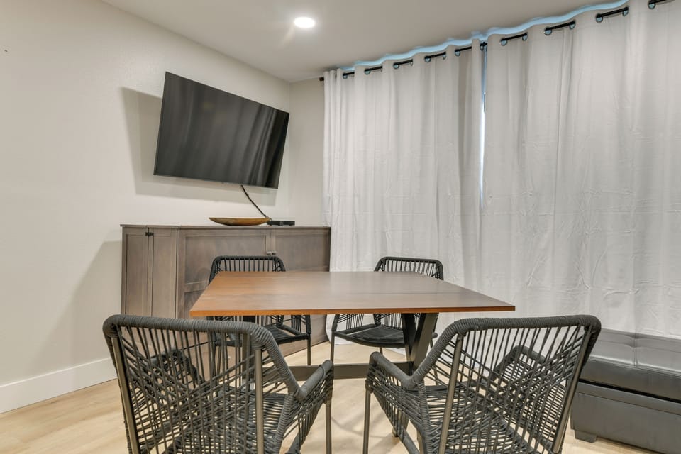 Apartment (1 Bedroom) | Interior