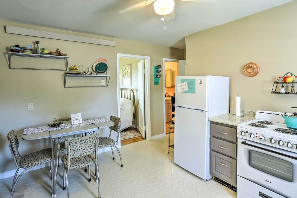 House (2 Bedrooms) | Interior