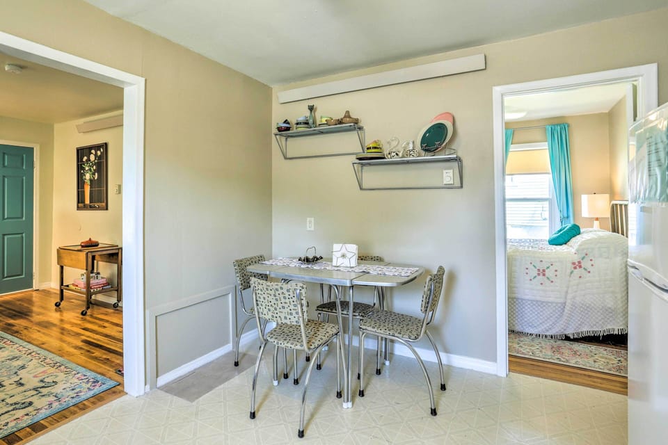 House (2 Bedrooms) | Interior