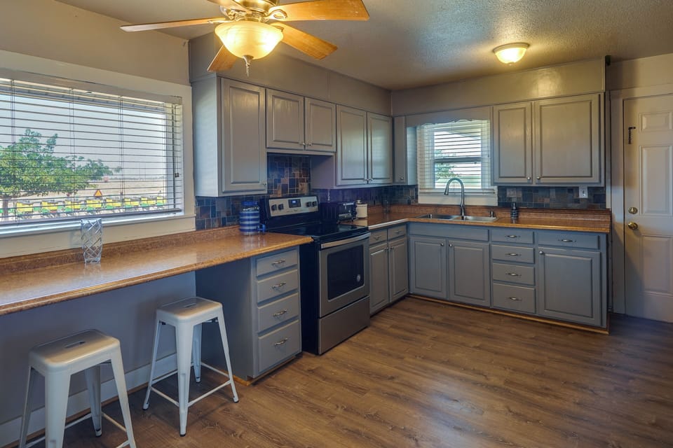 House (2 Bedrooms) | Interior