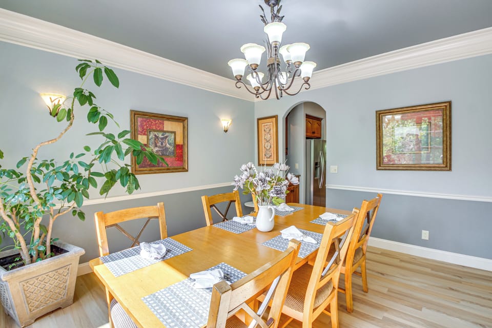 House (4 Bedrooms) | Interior
