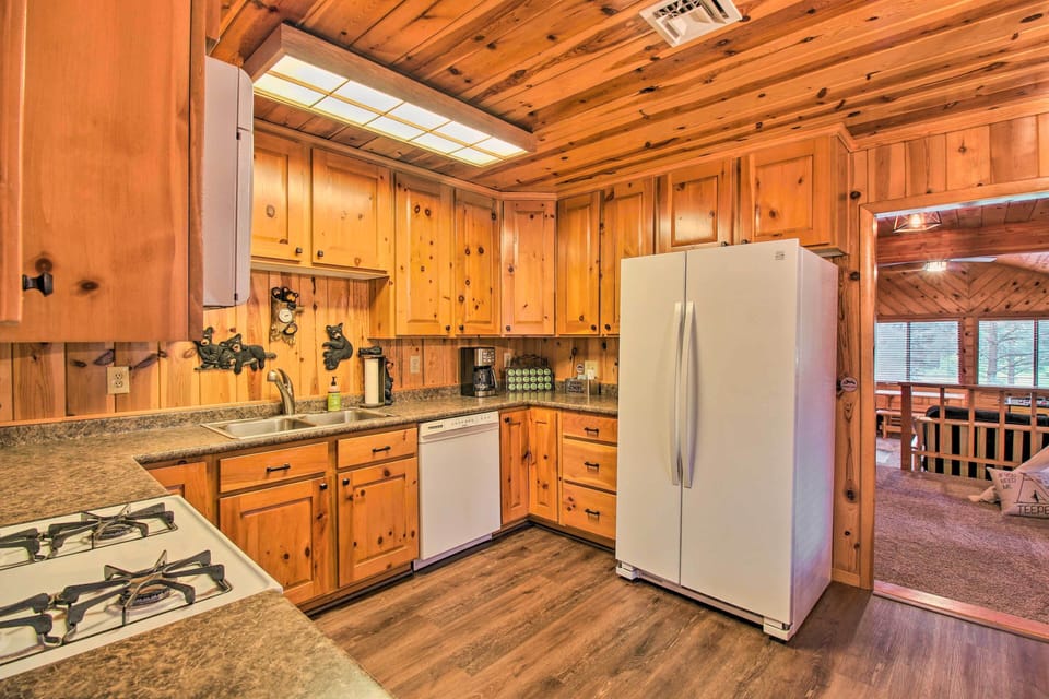 House (2 Bedrooms) | Interior
