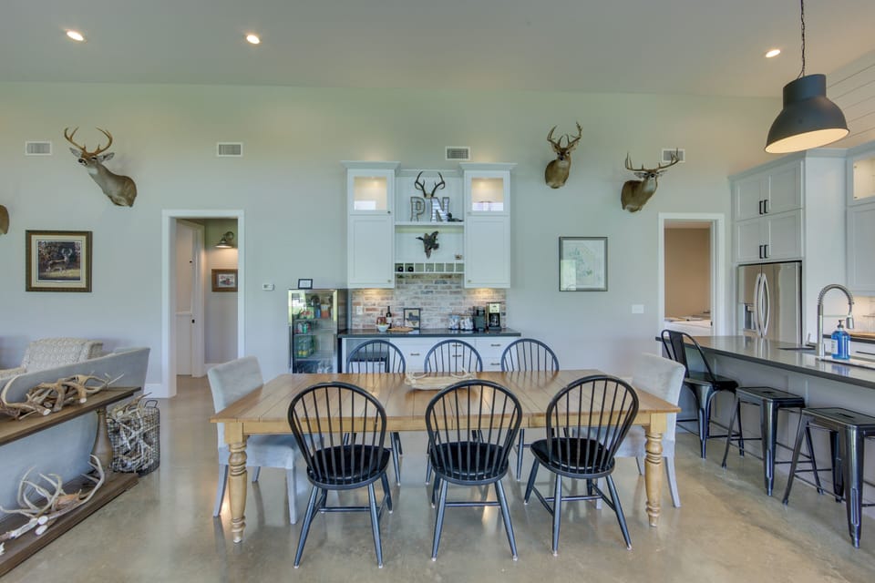 House (3 Bedrooms) | Interior