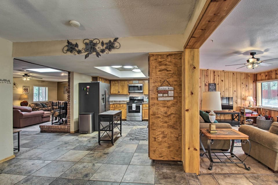 House (3 Bedrooms) | Interior