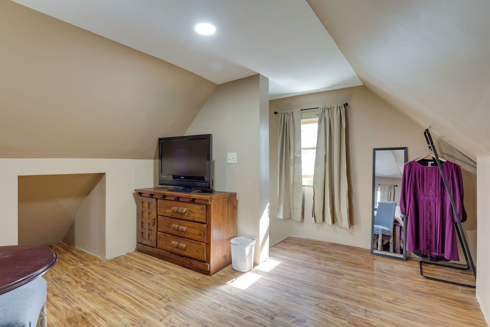 House (1 Bedroom) | Interior