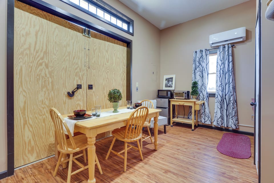 House (1 Bedroom) | Interior