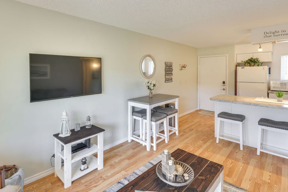 Apartment (1 Bedroom) | Interior