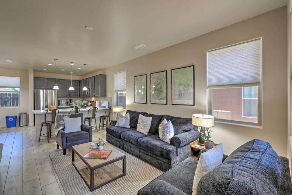 House (3 Bedrooms) | Front of property