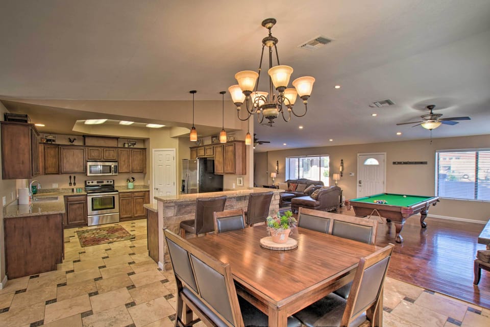 House (4 Bedrooms) | Interior