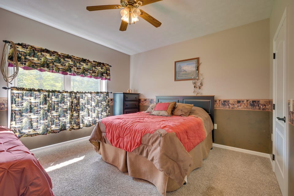 House (4 Bedrooms) | Interior