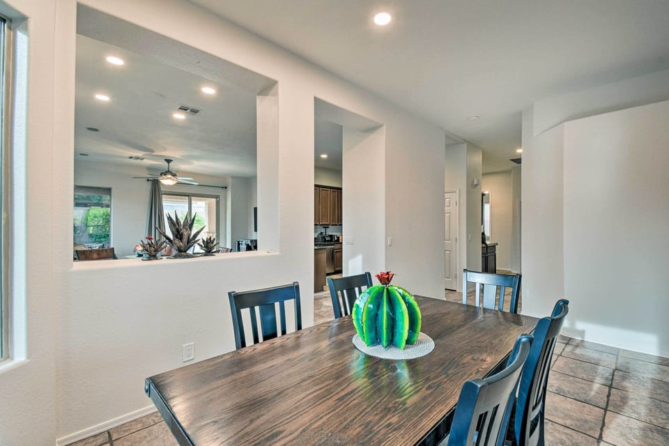 House (3 Bedrooms) | Interior
